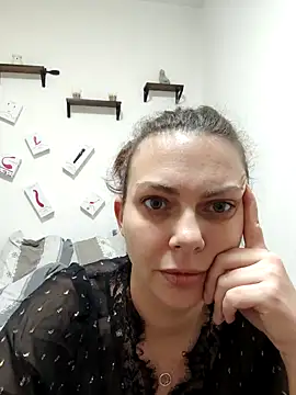 LEAsquirt91 online show from December 8, 12:30 pm