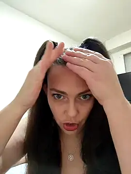 LEAsquirt91 online show from February 1, 11:37 pm