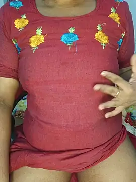 Snapshot of Malluivaniya chatting on July 17, 5:03 am Malluivaniya online show from July 17, 5:03 am