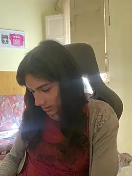 Snapshot of calliemaggotbone chatting on April 10, 3:28 pm calliemaggotbone online show from April 10, 3:28 pm