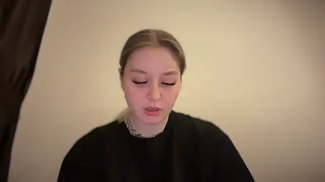 Snapshot of Isabel-Bailey chatting on December 3, 10:07 pm Isabel-Bailey online show from December 3, 10:07 pm