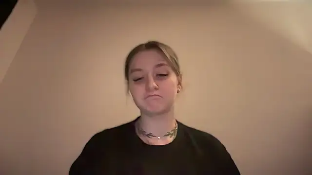 Snapshot of Isabel-Bailey chatting on January 8, 9:34 pm Isabel-Bailey online show from January 8, 9:34 pm