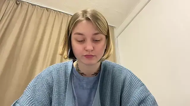 Snapshot of Isabel-Bailey chatting on October 12, 10:31 pm Isabel-Bailey online show from October 12, 10:31 pm