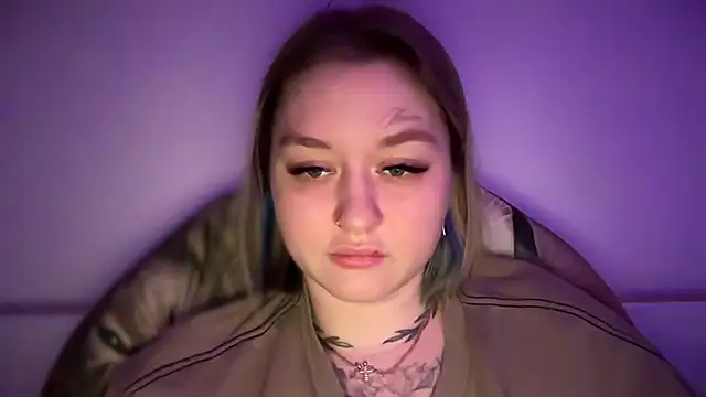 Snapshot of Isabel-Bailey chatting on November 13, 10:08 pm Isabel-Bailey online show from November 13, 10:08 pm