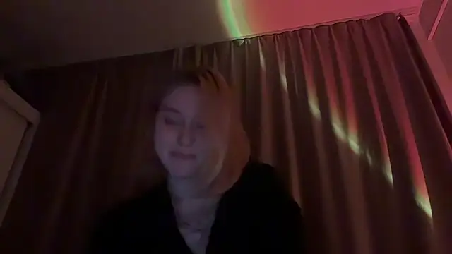 Isabel-Bailey online show from April 2, 9:12 pm