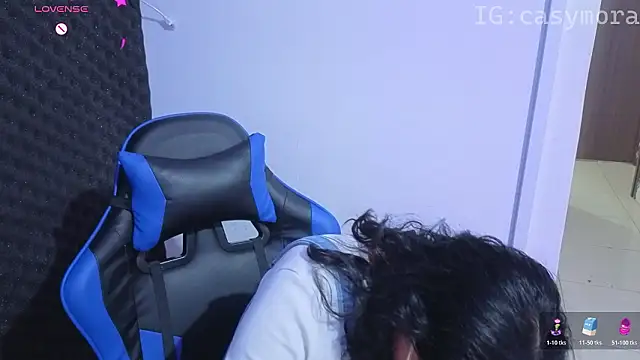 Cuteprincess21 online show from March 16, 12:38 am