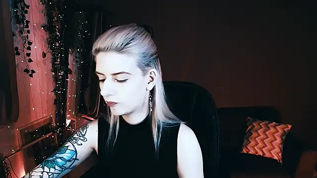 Noah ElmerX online show from October 8, 10:29 pm