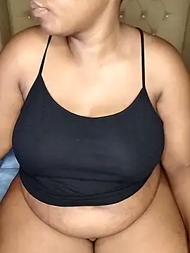 Snapshot of makaviwe chatting on February 25, 5:15 pm makaviwe online show from February 25, 5:15 pm