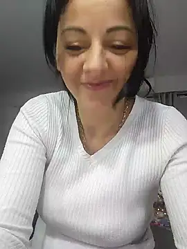 bruneta sexy23 online show from December 29, 4:59 am