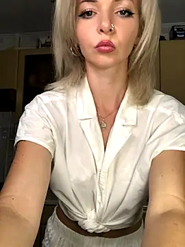 Kristina03 online show from October 21, 8:42 pm