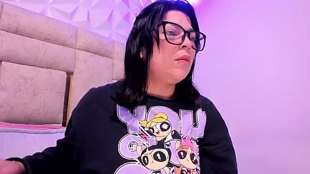 PauletteJ online show from March 25, 12:00 pm