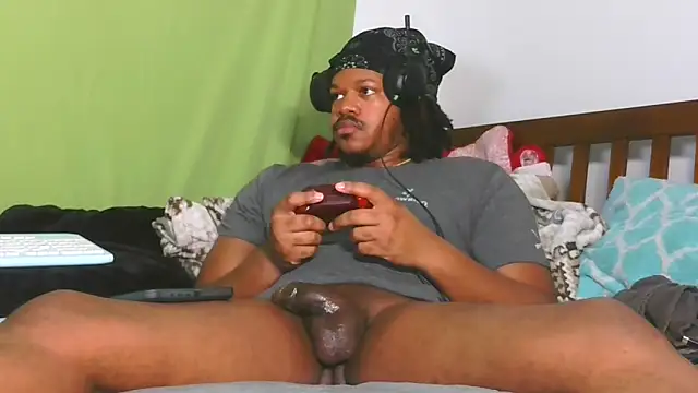 Carolinayoungin online show from November 17, 12:16 am