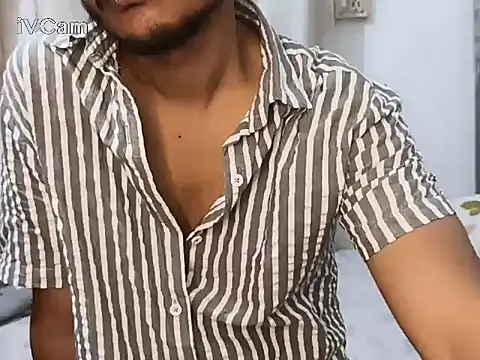 Snapshot of felix_dion chatting on April 2, 10:13 am felix dion online show from April 2, 10:13 am