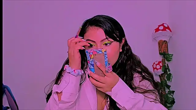 KathieBurning online show from December 3, 2:16 pm