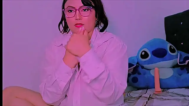 KathieBurning online show from December 14, 2:42 pm