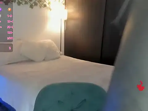 Snapshot of naty_nattttttt chatting on October 29, 1:46 pm naty nattttttt online show from October 29, 1:46 pm