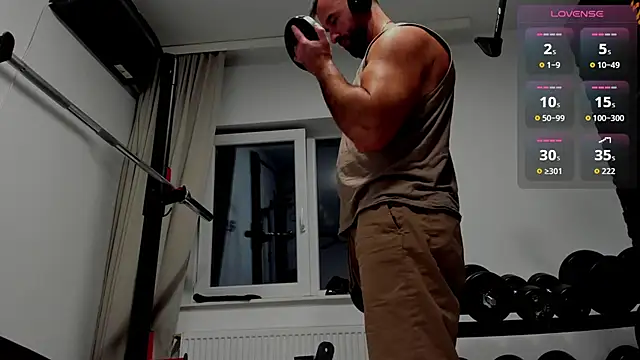 Snapshot of David_Big_Daddy chatting on October 13, 10:32 pm David Big Daddy online show from October 13, 10:32 pm