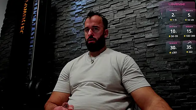 Snapshot of David_Big_Daddy chatting on October 25, 9:20 pm David Big Daddy online show from October 25, 9:20 pm