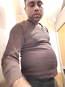 IndianPornStarRavee online show from December 15, 6:23 pm