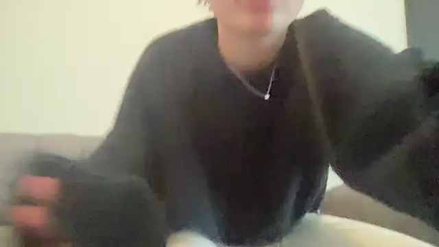 Snapshot of mariemelissah chatting on January 13, 10:53 am mariemelissah online show from January 13, 10:53 am