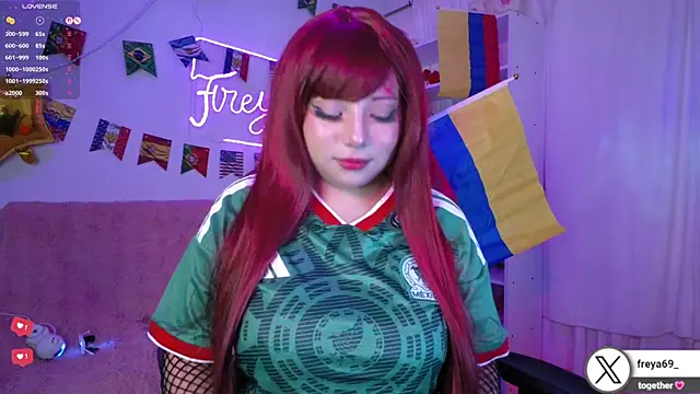 Snapshot of Sweet_freya1 chatting on July 6, 1:24 am Sweet freya1 online show from July 6, 1:24 am