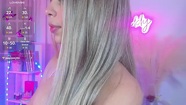 crisbell lopez online show from November 5, 12:43 am