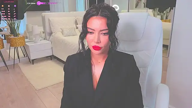 wowEva online show from October 18, 8:04 am