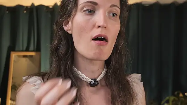 yulladao online show from April 8, 4:29 pm