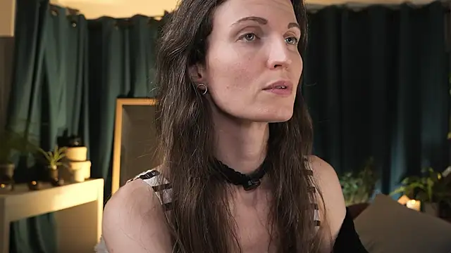 yulladao online show from April 11, 4:44 pm