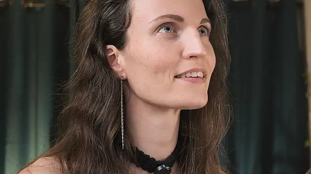 yulladao online show from April 18, 4:11 pm