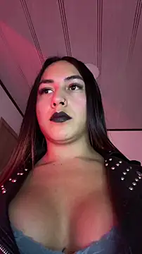Snapshot of jesica__simpson chatting on April 19, 11:29 pm jesica simpson online show from April 19, 11:29 pm