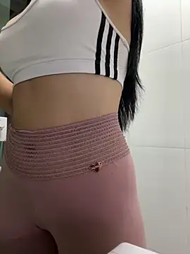 Snapshot of lupyta20 chatting on October 19, 2:34 am lupyta20 online show from October 19, 2:34 am