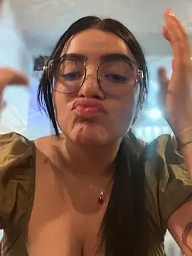 Lia flowers online show from January 31, 11:45 pm