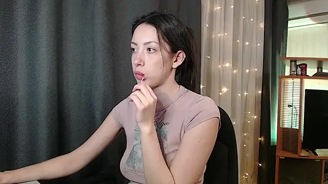 Snapshot of coca_cola1 chatting on January 4, 3:39 pm coca cola1 online show from January 4, 3:39 pm