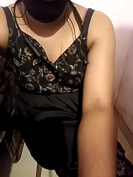 Mallu-Gayathri Arun online show from February 7, 11:36 am