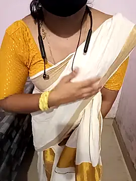 Mallu-Gayathri Arun online show from March 12, 11:05 am