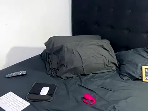 sebastiangrey06 online show from December 5, 8:56 am