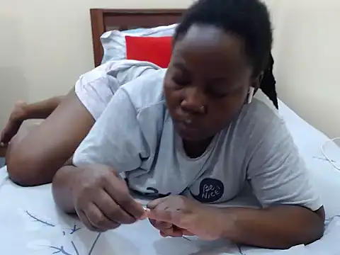 traper 1 online show from April 13, 8:25 pm