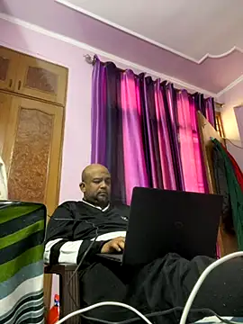 Dick 6inches online show from November 29, 4:26 am