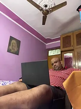 Snapshot of Dick_6inches chatting on June 19, 1:15 pm Dick 6inches online show from June 19, 1:15 pm