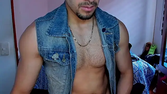 Tommy Bred online show from November 26, 6:31 pm