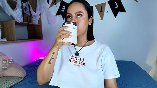 VICTORIABLACK xh online show from October 15, 10:59 am