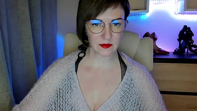 feliziaDesire online show from February 11, 6:13 pm