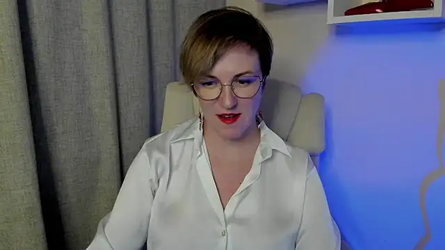 Snapshot of feliziaDesire chatting on June 22, 12:57 pm feliziaDesire online show from June 22, 12:57 pm