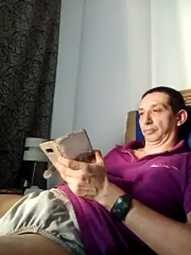 Snapshot of Pacobakan042 chatting on February 17, 10:38 pm Pacobakan042 online show from February 17, 10:38 pm