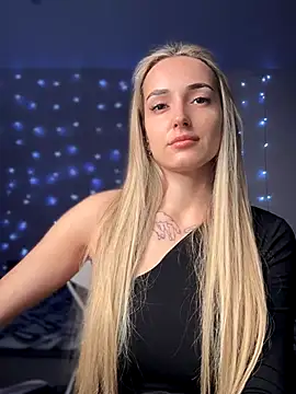 Snapshot of minalawarden chatting on October 14, 10:05 am minalawarden online show from October 14, 10:05 am