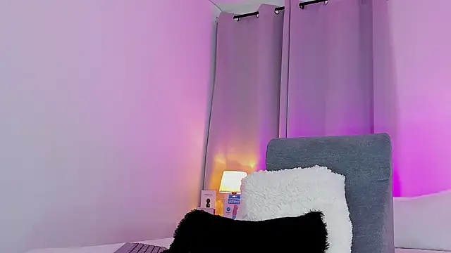 ice grace online show from January 9, 2:07 pm