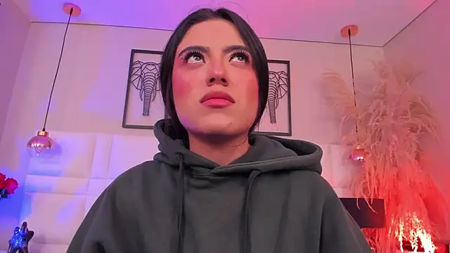 Rebeca jones online show from December 2, 12:21 pm