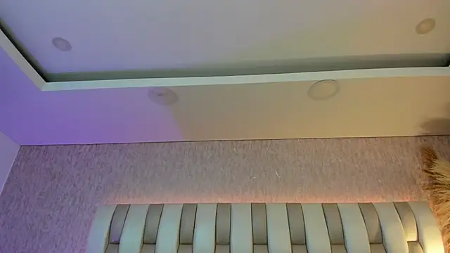 Rebeca jones online show from April 6, 12:06 pm