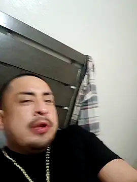 hungpenis210 online show from February 26, 1:26 am